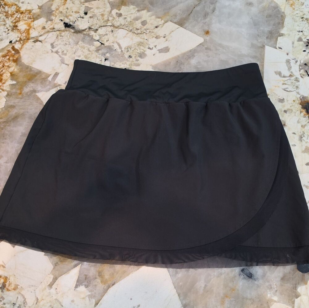 CALLA Women's athletic Skort black Size M Activewear Stretch Pull-On